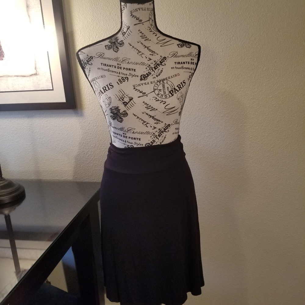 🍇 Black cotton skirt